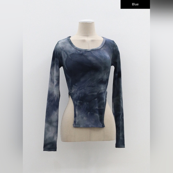 Side Slit Tie Dye Top korea like new - Picture 6 of 8